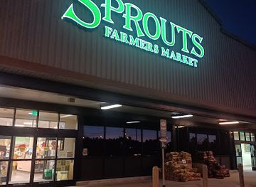 arizona/coconino-national-forest/shop/varsity-shopping-center