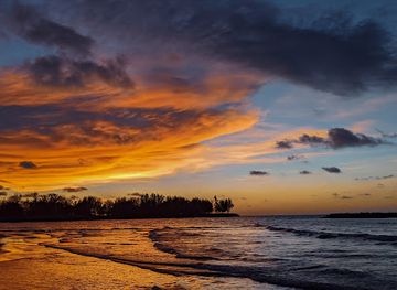 brunei/pulau-selirong-forest-reserve/shop/tungku-beach