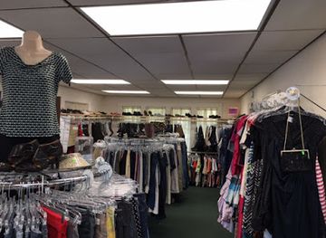 illinois/grand-prairie/shop/treasure-trove-resale