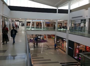 Menlyn Maine