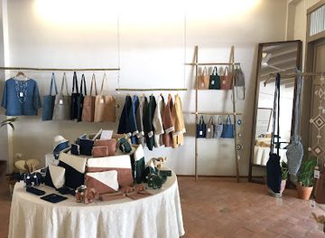 laos/mekong-river-valley/shop/gaebi