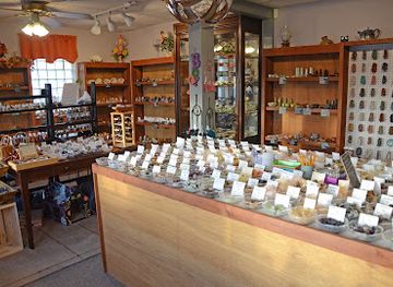 illinois/metro-east/shop/your-enchanted-crystal