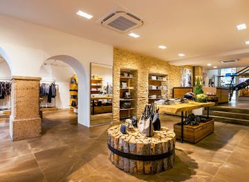 austria/kitzbuhel/shop/bogner-kitzbuhel