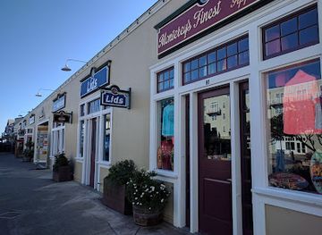 california/monterey/shop/steinbeck-plaza