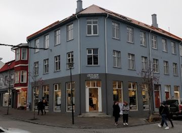 iceland/reykjavik/shop/reykjavik-tshirt