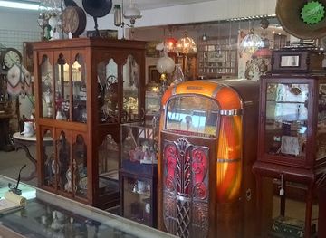 nevada/carson-valley/shop/silver-peak-antiques-collectibles