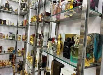 india/jaipur/city-palace/shop/al-usmaniah-perfumes-best-perfume-palace-in-jaipur