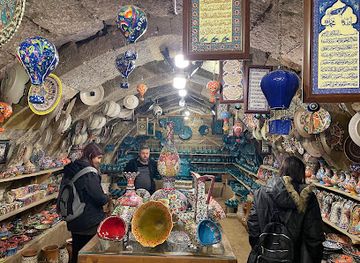 turkiye/cappadocia/shop/carsi-seramik