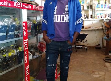 guinea/kissidougou-region/shop/boutique-commerce-general-de-laye-madi-cisse