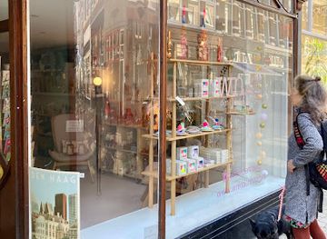 netherlands/the-hague/centrum/shop/wnkl-den-haag