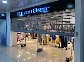 malta/paola/shop/pull-bear