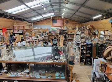 nebraska/fort-robinson-state-park/shop/prairie-agate-rock-shop