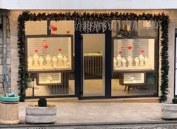 montenegro/ulcinj/shop/luxist