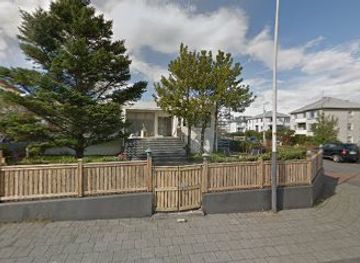 iceland/reykjanes-peninsula/shop/theo