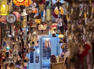 tunisia/the-sahara/shop/les-souks-de-tunis