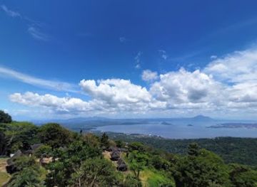 philippines/calabarzon/shop/quadruple-a-souvenir-trading