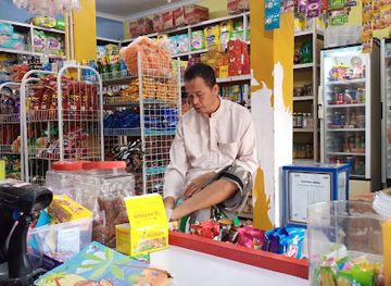 indonesia/pulau-derawan/shop/apit-toko