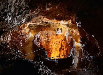 france/vercors-regional-natural-park/shop/caves-of-la-luire-guided-tours