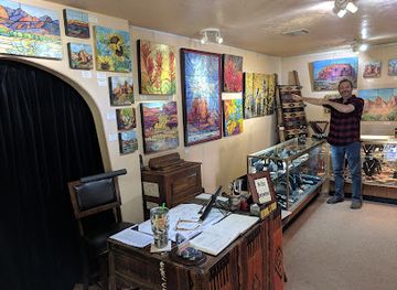 utah/zion-national-park/shop/dezion-gallery