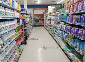 the-bahamas/freeport/shop/stop-n-shop