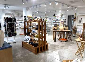 canada/cape-breton-island/shop/flying-kite-artisan-shop