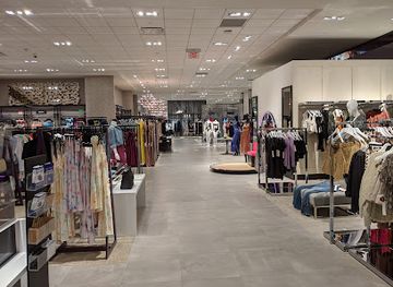 california/santa-clara/shop/bloomingdale-s