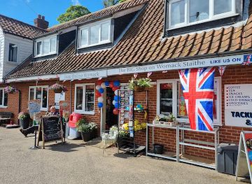 united-kingdom/norfolk-broads/shop/the-big-shop-on-womack-staithe