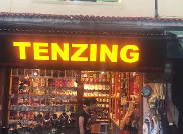 india/mcleodganj/shop/tenzing-best-gift-store