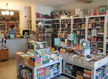 hungary/szekesfehervar/shop/mar-vartalak-pekseg-kavezo-konyv-es-jatekbolt