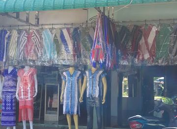 myanmar-burma/hpa-an/shop/palawe-karen-fashion