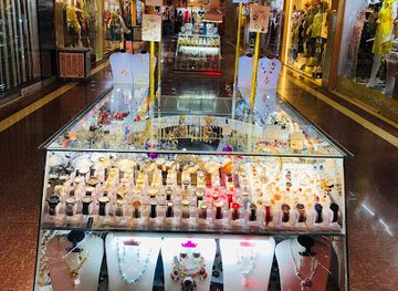 afghanistan/herat/shop/galeri-amiri