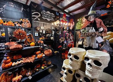 australia/mornington-peninsula/shop/little-shop-of-horrors-costumery-pop-culture-emporium