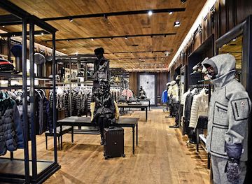 colorado/aspen/shop/moncler