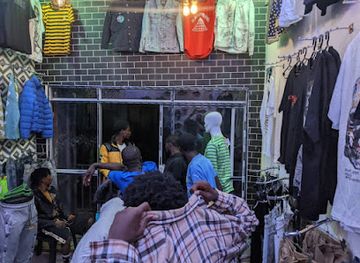 zambia/chimfunshi-wildlife-orphanage/shop/ojizzy-s-fashion-center