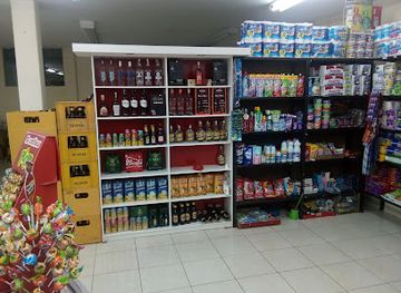 ecuador/carchi-region/shop/comercial-criss