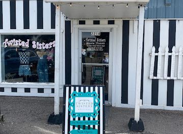 montana/butte/shop/twisted-sisters-boutique