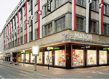 switzerland/basel/old-town/shop/manor-basel