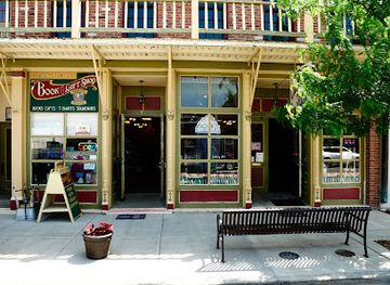 missouri/hannibal/shop/mark-twain-book-gift-shop