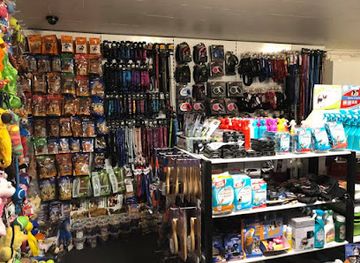 faroe-islands/gasadalur/shop/luksusdjor