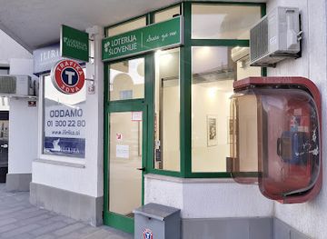 slovenia/postojna-cave/shop/trafika-3dva