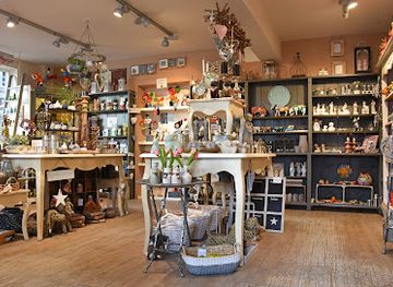 belgium/valkenburg/shop/t-zusje-van-gift