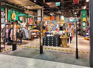 slovakia/poprad/shop/cropp