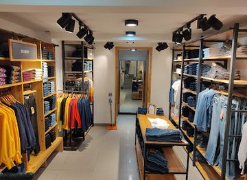 india/shimla/shop/levi-s-exclusive-store