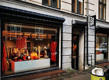 denmark/copenhagen-region/shop/time-s-up-vintage