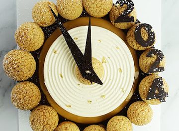 ireland/cliffs-of-moher/shop/goldleafpastry