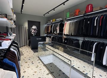 albania/durres-coast/shop/urban-brands-store