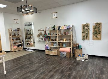 virginia/chesapeake/shop/love-and-crystals