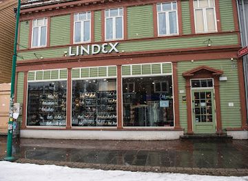 norway/tromso/shop/veita-shopping