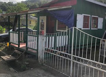 saint-lucia/anse-la-raye-quarter/shop/turbo-s-spot