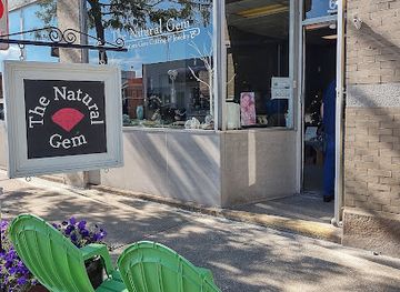 michigan/st-joseph/shop/the-natural-geminc